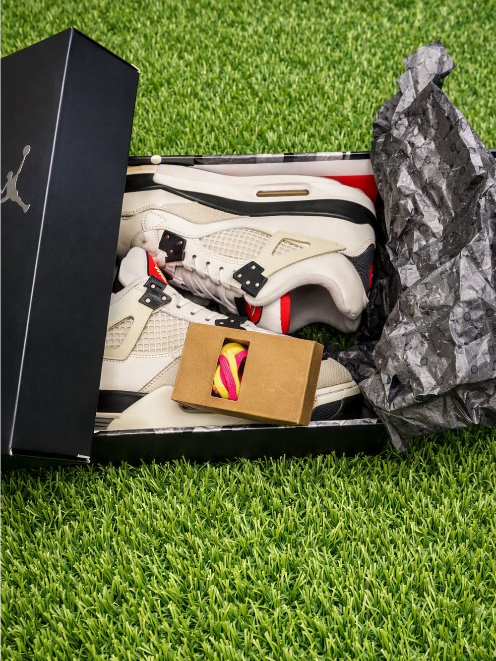 Jordan 4s kids 5.0y